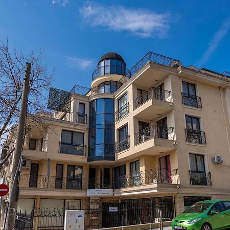 Апартаменты Minimalistic 1Br Flat With A Parking Spot Варна Экстерьер фото