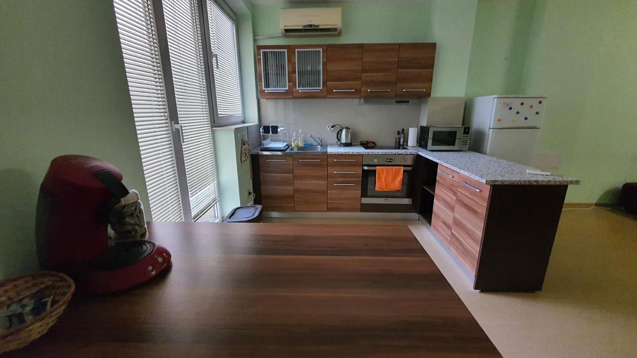 Апартаменты Minimalistic 1Br Flat With A Parking Spot Варна Экстерьер фото