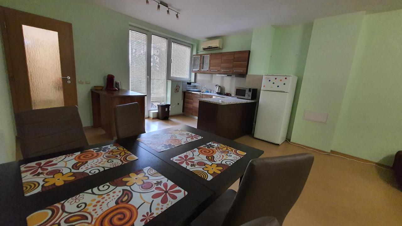 Апартаменты Minimalistic 1Br Flat With A Parking Spot Варна Экстерьер фото